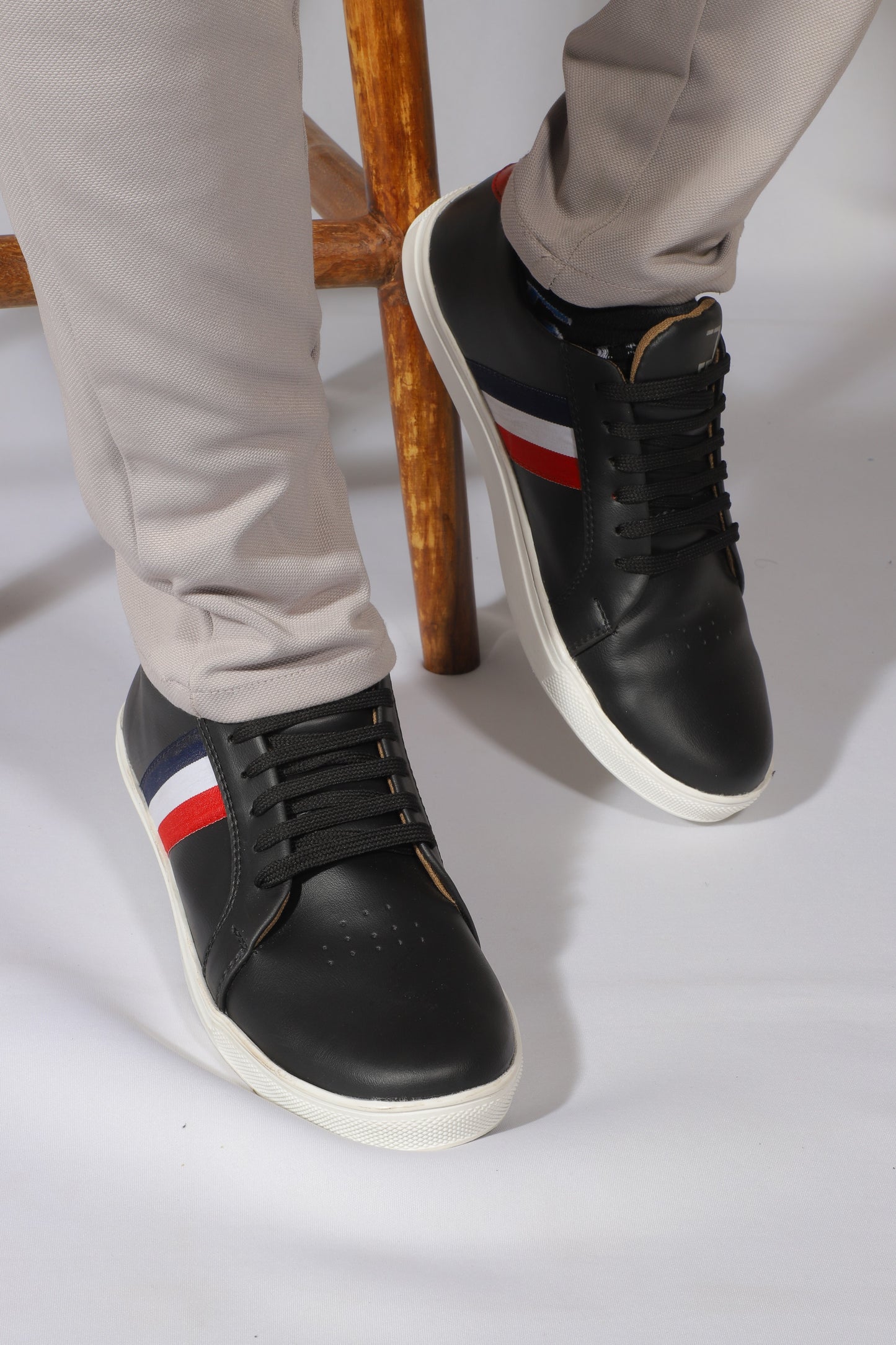 Rumani's Nebula Black Casual shoes for Men