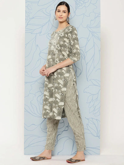 NEW DRESS COMBO FOR 2 PAIR